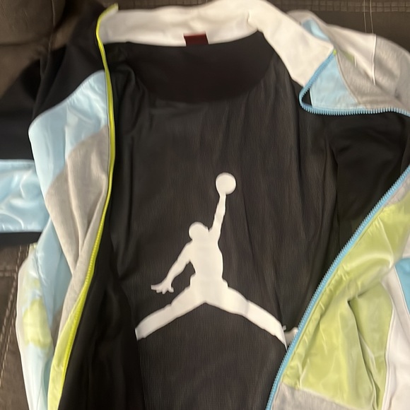 Air Jordan sweatshirt xl (rare) - Picture 2 of 3